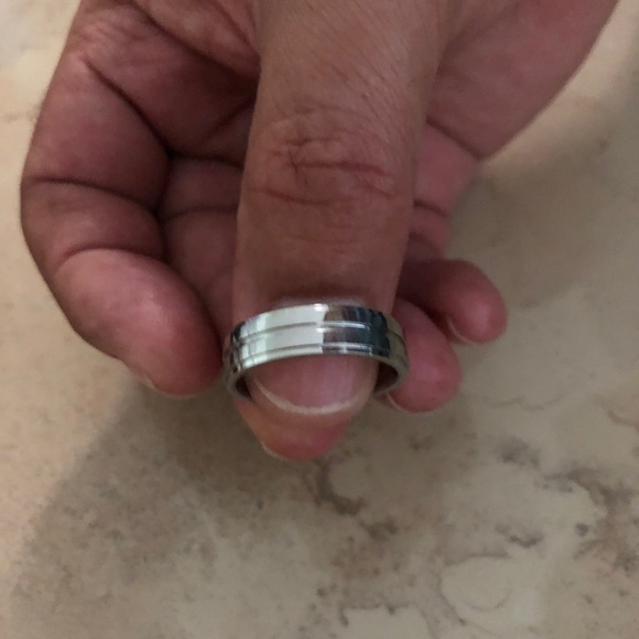 Couple Wedding Bands - Picture 4 of 8